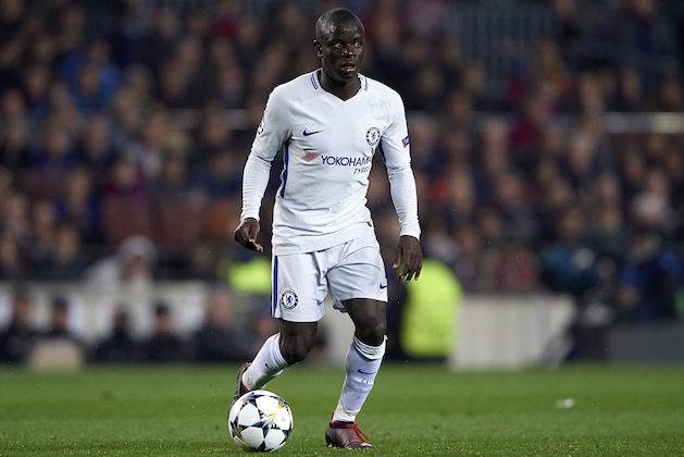 BARCELONA, SPAIN - MARCH 14:  N'Golo Kante of Chelsea drives the ball during the UEFA Champions League Round of 16 Second Leg match between FC Barcelona and Chelsea FC at Camp Nou on March 14, 2018 in Barcelona, Spain.  (Photo by Manuel Queimadelos Alonso/Getty Images)