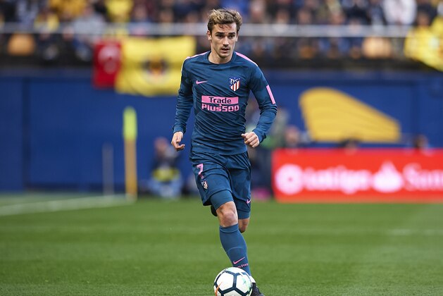 VILLARREAL, SPAIN - MARCH 18:  Antoine Griezmann of Atletico de Madrid runs with the ball during the La Liga match between Villarreal and Atletico Madrid at Estadio de La Ceramica on March 18, 2018 in Villarreal, Spain.  (Photo by Quality Sport Images/Getty Images)