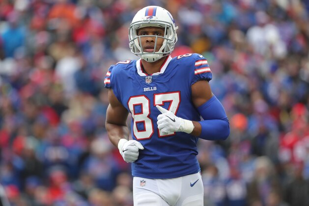 BUFFALO, NY - NOVEMBER 12: Jordan Matthews #87 of the Buffalo Bills during NFL game action against the New Orleans Saints at New Era Field on November 12, 2017 in Buffalo, New York. (Photo by Tom Szczerbowski/Getty Images)