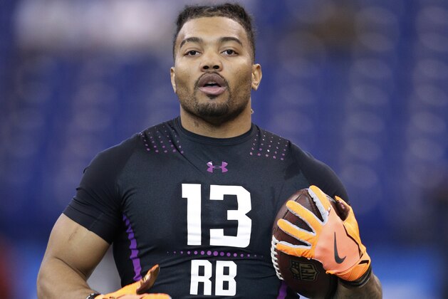 INDIANAPOLIS, IN - MARCH 02: LSU running back Derrius Guice in action during the 2018 NFL Combine at Lucas Oil Stadium on March 2, 2018 in Indianapolis, Indiana. (Photo by Joe Robbins/Getty Images)
