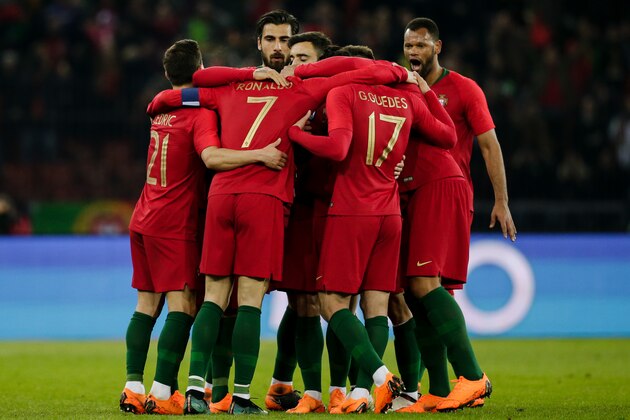 ZURICH, SWITZERLAND - MARCH 23: (L-R) Cedric Soares of Portugal, Cristiano Ronaldo of Portugal, Goncalo Guedes of Portugal, Rolando of Portugal, celebrate the victory after the game during the  International Friendly match between Egypt  v Portugal  at the Letzigrund Stadium on March 23, 2018 in Zurich Switzerland (Photo by Erwin Spek/Soccrates/Getty Images)