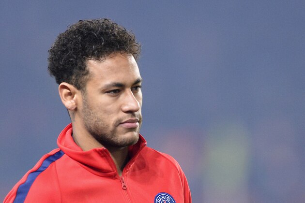 PARIS, FRANCE - FEBRUARY 25:  Neymar Jr of Paris Saint-Germain reacts during warmup before the Ligue 1 match between Paris Saint Germain and Olympique Marseille February 25, 2018 in Paris, France.  (Photo by Aurelien Meunier/Getty Images)