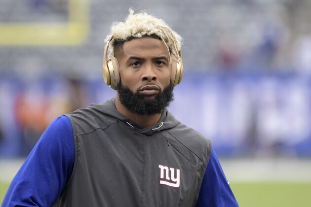 New York Giants wide receiver Odell Beckham warms up prior to an NFL football game against the Los Angeles Chargers, Sunday, Oct. 8, 2017, in East Rutherford, N.J. (AP Photo/Bill Kostroun)