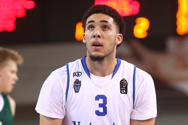 PRIENAI, LITHUANIA - JANUARY 09:  LiAngelo Ball of Vytautas Prienai in action during the match between Vytautas Prienai and Zalgiris Kauno on January 9, 2018 in Prienai, Lithuania.  (Photo by Alius Koroliovas/Getty Images)