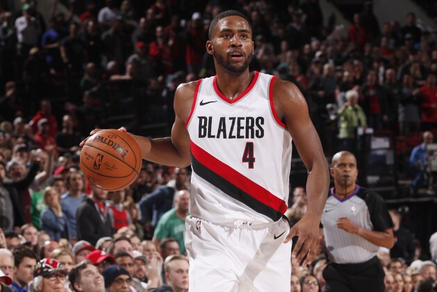PORTLAND, OR - MARCH 17:  Maurice Harkless #4 of the Portland Trail Blazers handles the ball during the game against the Detroit Pistons on March 17, 2018 at the Moda Center in Portland, Oregon. NOTE TO USER: User expressly acknowledges and agrees that, by downloading and or using this Photograph, user is consenting to the terms and conditions of the Getty Images License Agreement. Mandatory Copyright Notice: Copyright 2018 NBAE (Photo by Cameron Browne/NBAE via Getty Images)