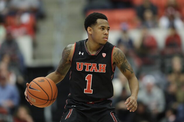 Utah guard Justin Bibbins looks to pass against Washington State in the second half of an NCAA college basketball game, Saturday, Feb. 17, 2018, in Pullman, Wash. (AP Photo/Ted S. Warren)