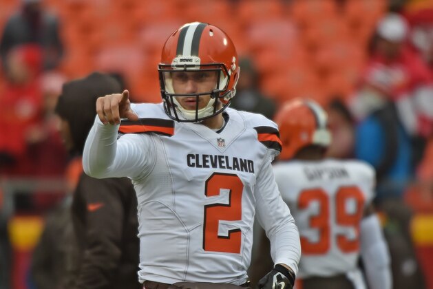 KANSAS CITY, MO - DECEMBER 27:  Quarterback Johnny Manziel #2 of the Cleveland Browns warms up prior to a game against the Kansas City Chiefs on December 27, 2015 at Arrowhead Stadium in Kansas City, Missouri.  (Photo by Peter G. Aiken/Getty Images)
