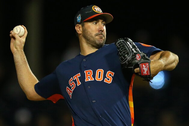 WEST PALM BEACH, FL - MARCH 09: Justin Verlander #35 of the Houston Astros in action during a spring training game against the St. Louis Cardinals at FITTEAM Ball Park of the Palm Beaches on March 9, 2018 in West Palm Beach, Florida. (Photo by Rich Schultz/Getty Images)