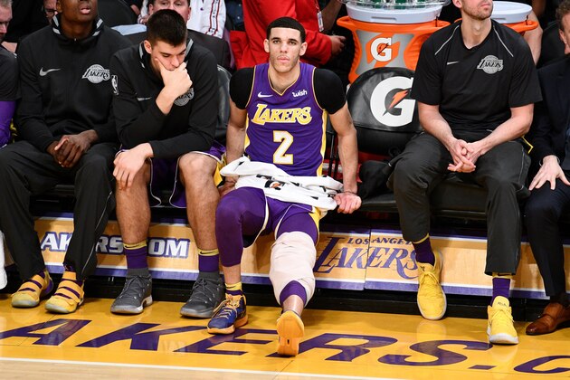 LOS ANGELES, CA - MARCH 28:  Lonzo Ball #2 of the Los Angeles Lakers ices a sore knee during the second half of a basketball game against the Dallas Mavericks at Staples Center on March 28, 2018 in Los Angeles, California. NOTE TO USER: User expressly acknowledges and agrees that, by downloading and or using this photograph, User is consenting to the terms and conditions of the Getty Images License Agreement. (Photo by Allen Berezovsky/Getty Images)