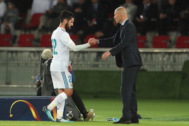 ABU DHABI, UNITED ARAB EMIRATES - DECEMBER 16:  Isco of Real Madrid is substituted by Real Madrid Head Coach / Manager Zinedine Zidane during the FIFA Club World Cup UAE 2017 final match between Gremio and Real Madrid CF at Zayed Sports City Stadium on December 16, 2017 in Abu Dhabi, United Arab Emirates. (Photo by Matthew Ashton - AMA/Getty Images)