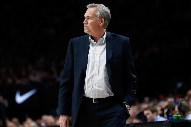PORTLAND, OR - MARCH 20:  Head Coach Mike D'Antoni of the Houston Rockets against the Portland Trail Blazers at Moda Center on March 20, 2018 in Portland, Oregon.  NOTE TO USER: User expressly acknowledges and agrees that, by downloading and or using this photograph, User is consenting to the terms and conditions of the Getty Images License Agreement.  (Photo by Jonathan Ferrey/Getty Images)