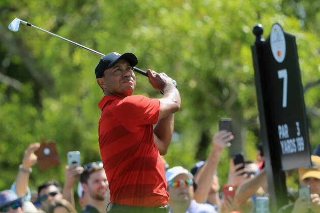 ORLANDO, FL - MARCH 18:  Tiger Woods plays his shot from the seventh tee during the final round at the Arnold Palmer Invitational Presented By MasterCard at Bay Hill Club and Lodge on March 18, 2018 in Orlando, Florida.  (Photo by Sam Greenwood/Getty Images)