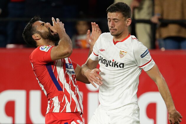 SEVILLA, SPAIN - FEBRUARY 25: (L-R) Diego Costa of Atletico Madrid, Clement Lenglet of Sevilla FC during the La Liga Santander match between Sevilla v Atletico Madrid at the Estadio Ramon Sanchez Pizjuan on February 25, 2018 in Sevilla Spain (Photo by Eric Verhoeven/Soccrates/Getty Images) SEVILLA, SPAIN - FEBRUARY 25: (L-R) Diego Costa of Atletico Madrid, Clement Lenglet of Sevilla FC during the La Liga Santander match between Sevilla v Atletico Madrid at the Estadio Ramon Sanchez Pizjuan on February 25, 2018 in Sevilla Spain (Photo by Eric Verhoeven/Soccrates/Getty Images)