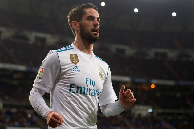 MADRID, SPAIN - MARCH 03: Isco Alarcon of Real Madrid looks on during the La Liga match between Real Madrid and Getafe at Estadio Santiago Bernabeu on March 3, 2018 in Madrid, Spain. (Photo by Denis Doyle/Getty Images)