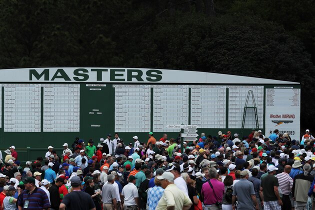 AUGUSTA, GA - APRIL 05:  A sign indicates that play is suspended due ot inclement weather during a practice round prior to the start of the 2017 Masters Tournament at Augusta National Golf Club on April 5, 2017 in Augusta, Georgia.  (Photo by David Cannon/Getty Images)