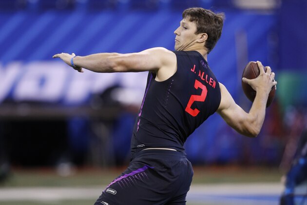 INDIANAPOLIS, IN - MARCH 03: Wyoming quarterback Josh Allen throws during the NFL Combine at Lucas Oil Stadium on March 3, 2018 in Indianapolis, Indiana. (Photo by Joe Robbins/Getty Images)
