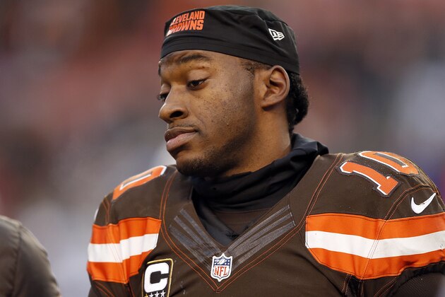 CLEVELAND, OH - DECEMBER 24:  Robert Griffin III #10 of the Cleveland Browns is helped off the field by medical staff after being sacked in the fourth quarter against the San Diego Chargers at FirstEnergy Stadium on December 24, 2016 in Cleveland, Ohio. (Photo by Wesley Hitt/Getty Images)