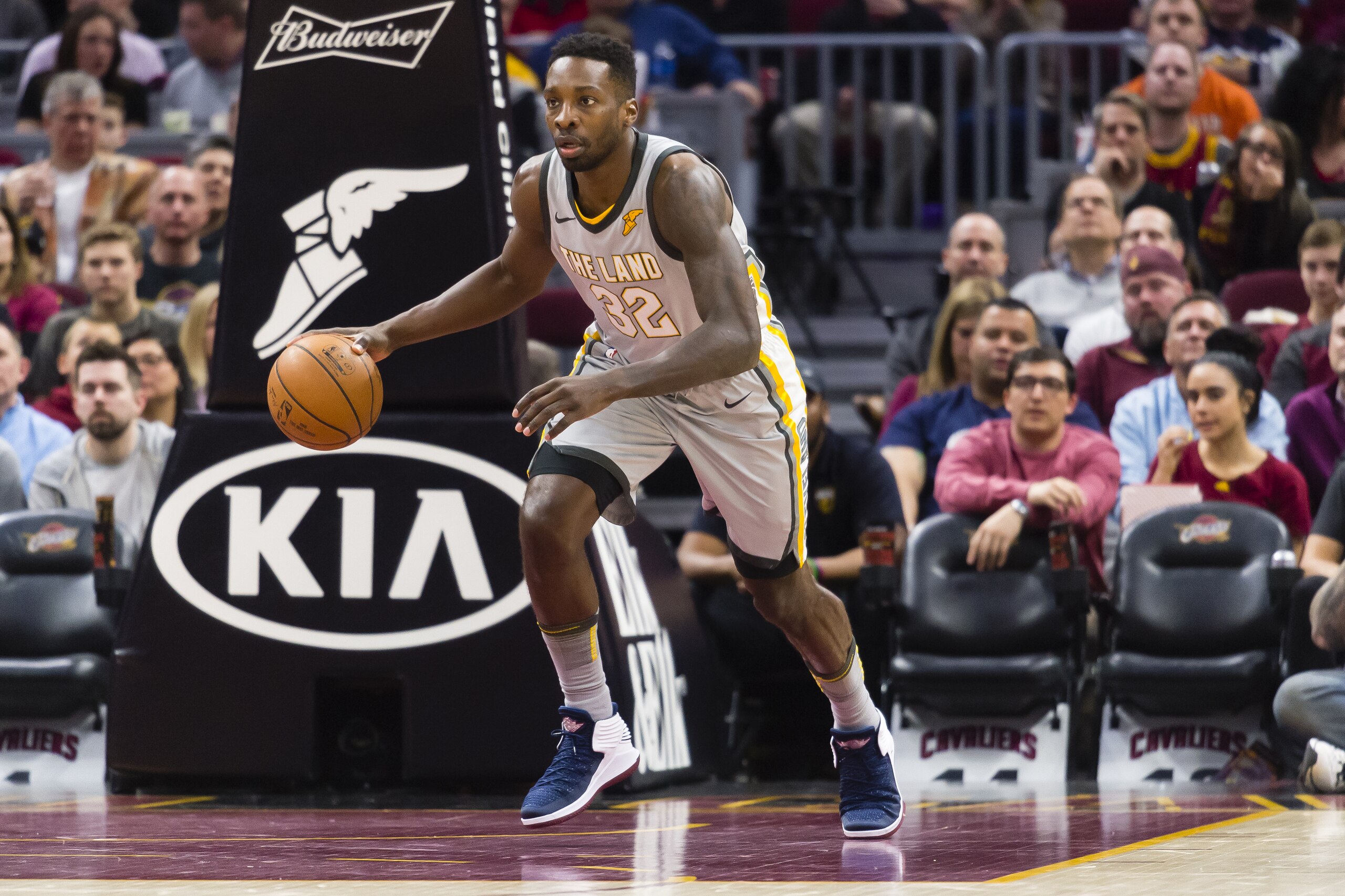 CLEVELAND, OH - MARCH 23: Jeff Green #32 of the Cleveland Cavaliers drives the ball down court against the Phoenix Suns during the first half at Quicken Loans Arena on March 23, 2018 in Cleveland, Ohio. NOTE TO USER: User expressly acknowledges and agrees that, by downloading and or using this photograph, User is consenting to the terms and conditions of the Getty Images License Agreement. (Photo by Jason Miller/Getty Images) *** Local Caption *** Jeff Green