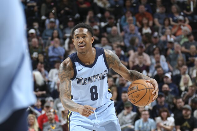 SALT LAKE CITY, UT - MARCH 30: MarShon Brooks #8 of the Memphis Grizzlies handles the ball against the Utah Jazz on March 30, 2018 at vivint.SmartHome Arena in Salt Lake City, Utah. NOTE TO USER: User expressly acknowledges and agrees that, by downloading and or using this Photograph, User is consenting to the terms and conditions of the Getty Images License Agreement. Mandatory Copyright Notice: Copyright 2018 NBAE (Photo by Melissa Majchrzak/NBAE via Getty Images)