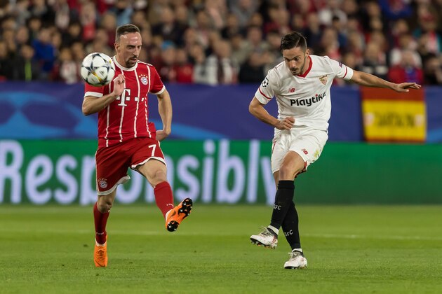 SEVILLE, SPAIN - APRIL 03: Franck Ribery of Bayern Muenchen and Pablo Sarabia of Sevilla battle for the ball during the UEFA Champions League Quarter-Final first leg match between Sevilla FC and Bayern Muenchen at Estadio Ramon Sanchez Pizjuan on April 3, 2018 in Seville, Spain. (Photo by TF-Images/TF-Images via Getty Images)