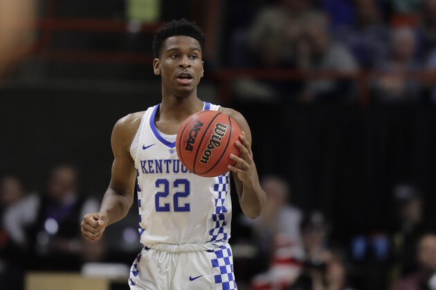 Kentucky guard Shai Gilgeous-Alexander moves the ball against Davidson during a first-round game in the NCAA men's college basketball tournament Thursday, March 15, 2018, in Boise, Idaho. Kentucky won 78-73. (AP Photo/Ted S. Warren)
