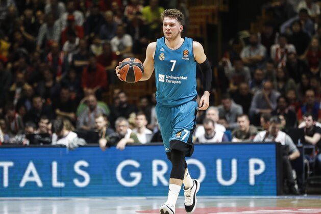 BELGRADE, SERBIA - MARCH 30: Luka Doncic of Real Madrid in action during the 2017/2018 Turkish Airlines EuroLeague Regular Season game between Crvena Zvezda mts Belgrade and Real Madrid at Aleksandar Nikolic Hall on March 30, 2018 in Belgrade, Serbia. (Photo by Srdjan Stevanovic/Getty Images)