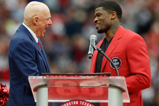 HOUSTON, TX - NOVEMBER 19:   Houston Texans owner Bob McNair inducts former Houston Texans wide receiver Andre Johnson into the Ring of Honor at NRG Stadium on November 19, 2017 in Houston, Texas.   (Photo by Bob Levey/Getty Images)