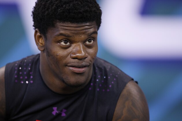 INDIANAPOLIS, IN - MARCH 03: Louisville quarterback Lamar Jackson looks on during the NFL Combine at Lucas Oil Stadium on March 3, 2018 in Indianapolis, Indiana. (Photo by Joe Robbins/Getty Images)
