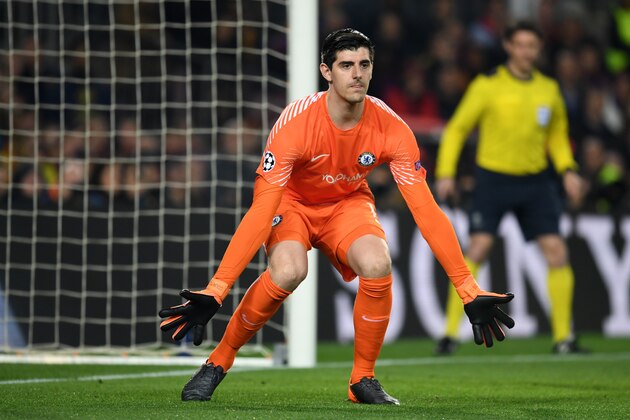 BARCELONA, SPAIN - MARCH 14: Thibaut Courtois of Chelsea in action during the UEFA Champions League Round of 16 Second Leg match FC Barcelona and Chelsea FC at Camp Nou on March 14, 2018 in Barcelona, Spain. (Photo by Etsuo Hara/Getty Images)