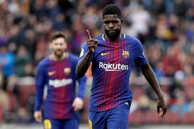 BARCELONA, SPAIN - APRIL 14: Samuel Umtiti of FC Barcelona celebrates 2-0 during the La Liga Santander  match between FC Barcelona v Valencia at the Camp Nou on April 14, 2018 in Barcelona Spain (Photo by David S. Bustamante/Soccrates/Getty Images)