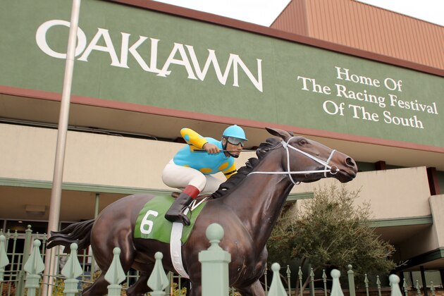 HOT SPRINGS, AR - JANUARY 18: 2015 Arkansas Derby and Triple Crown winner, American Pharaoh statue in front of Oaklawn Park on January 18, 2016 in Hot Springs, Arkansas. (Photo by Justin Manning/Getty Images)
