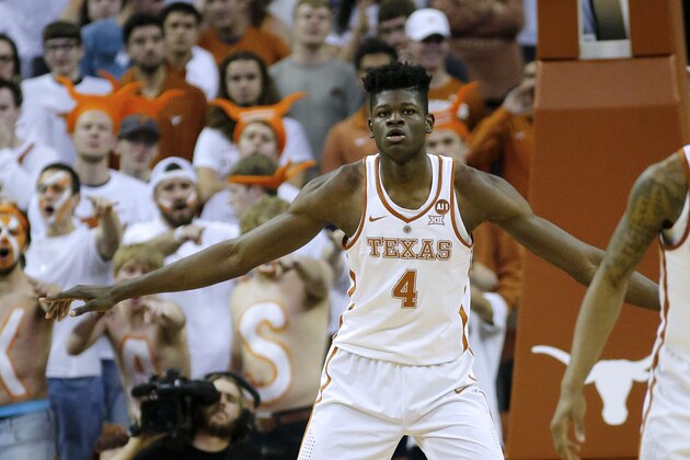 AUSTIN, TX - FEBRUARY 12: Mohamed Bamba #4 of the Texas Longhorns plays defense against the Baylor Bears at the Frank Erwin Center on February  12, 2018 in Austin, Texas. (Photo by Chris Covatta/Getty Images)