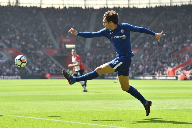 Chelsea's Spanish defender Marcos Alonso plays the ball during the English Premier League football match between Southampton and Chelsea at St Mary's Stadium in Southampton, southern England on April 14, 2018. / AFP PHOTO / Glyn KIRK / RESTRICTED TO EDITORIAL USE. No use with unauthorized audio, video, data, fixture lists, club/league logos or 'live' services. Online in-match use limited to 75 images, no video emulation. No use in betting, games or single club/league/player publications. / (Photo credit should read GLYN KIRK/AFP/Getty Images) Chelsea's Spanish defender Marcos Alonso plays the ball during the English Premier League football match between Southampton and Chelsea at St Mary's Stadium in Southampton, southern England on April 14, 2018. / AFP PHOTO / Glyn KIRK / RESTRICTED TO EDITORIAL USE. No use with unauthorized audio, video, data, fixture lists, club/league logos or 'live' services. Online in-match use limited to 75 images, no video emulation. No use in betting, games or single club/league/player publications. / (Photo credit should read GLYN KIRK/AFP/Getty Images)