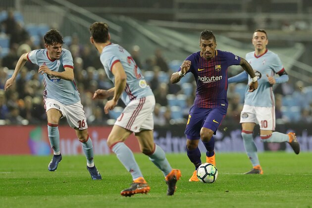PONTEVEDRA, SPAIN - APRIL 17: (L-R) Jozabed Sanchez of Celta de Vigo, Paulinho of FC Barcelona  during the La Liga Santander  match between Celta de Vigo v FC Barcelona at the Estadio de Balaidos on April 17, 2018 in Pontevedra Spain (Photo by David S. Bustamante/Soccrates/Getty Images)