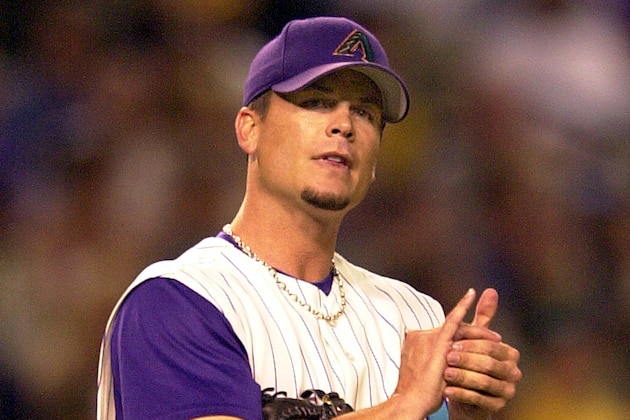 Arizona Diamondbacks closer Matt Mantei reacts to giving up the go-ahead home run to Chicago Cubs' Alex Gonzalez in the ninth inning Wednesday, April 28, 2004, in Phoenix. The Cubs defeated the Diamondbacks 4-3.(AP Photo/Paul Connors)