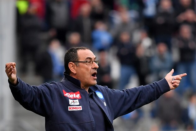 Napoli's Italian coach Maurizio Sarri reacts during the Italian Serie A football match Sassuolo vs Napoli at Mapei Stadium in Reggio Emilia on March 31, 2018. / AFP PHOTO / TIZIANA FABI        (Photo credit should read TIZIANA FABI/AFP/Getty Images)
