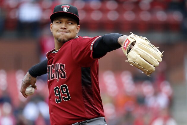Arizona Diamondbacks starting pitcher Taijuan Walker throws during the first inning of a baseball game against the St. Louis Cardinals, Sunday, April 8, 2018, in St. Louis. (AP Photo/Jeff Roberson)