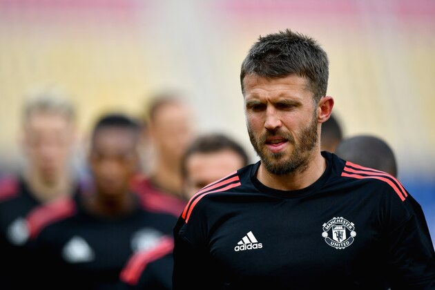 SKOPJE, MACEDONIA - AUGUST 07: Michael Carrick of Manchester United trains during a training session ahead of the UEFA Super Cup final between Real Madrid and Manchester United on August 7, 2017 in Skopje, Macedonia.  (Photo by Dan Mullan/Getty Images)
