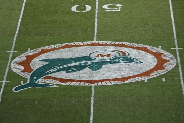 MIAMI GARDENS, FL - OCTOBER 23: The Miami Dolphins wore throwback jerseys and pointed their original logo at midfield for the game against the Buffalo Bills on October 23, 2016 at Hard Rock Stadium in Miami Gardens, Florida. Miami defeated Buffalo 28-25. (Photo by Joel Auerbach/Getty Images)
