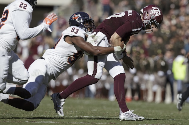 UTSA defensive back Marcus Davenport (93) tackles Texas A&M quarterback Jake Hubenak during an NCAA college football game Saturday, Nov. 19, 2016, in College Station, Texas. (AP Photo/Sam Craft)
