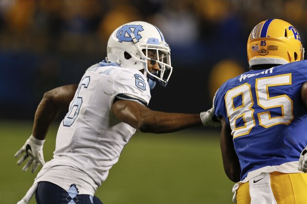 North Carolina cornerback M.J. Stewart (6) defnds against Pittsburgh wide receiver Jester Weah (85) during an NCAA college football game, Thursday, Nov. 9, 2017, in Pittsburgh. (AP Photo/Keith Srakocic)