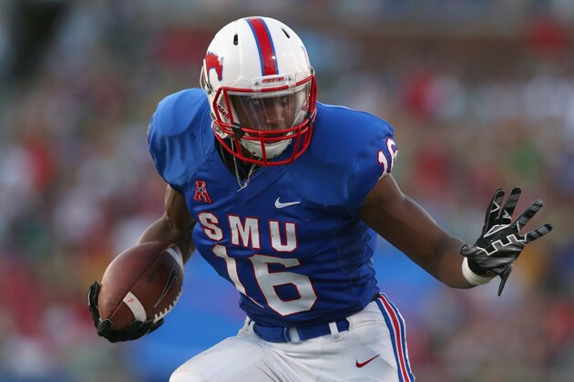 DALLAS, TX - SEPTEMBER 04: Courtland Sutton #16 of the Southern Methodist Mustangs scores a touchdown agains the Baylor Bears in the second quarter at Gerald J. Ford Stadium on September 4, 2015 in Dallas, Texas. (Photo by Tom Pennington/Getty Images) DALLAS, TX - SEPTEMBER 04: Courtland Sutton #16 of the Southern Methodist Mustangs scores a touchdown agains the Baylor Bears in the second quarter at Gerald J. Ford Stadium on September 4, 2015 in Dallas, Texas. (Photo by Tom Pennington/Getty Images)