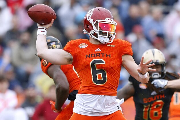 MOBILE, AL - JANUARY 27:  Baker Mayfield #6 of the North team throws the ball during the Reese's Senior Bowl at Ladd-Peebles Stadium on January 27, 2018 in Mobile, Alabama.  (Photo by Jonathan Bachman/Getty Images)
