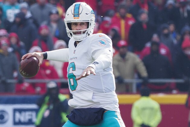 File- This Dec. 24, 2017, file photo shows Miami Dolphins quarterback Jay Cutler (6) throwing against the Kansas City Chiefs during the first half of an NFL football game in Kansas City, Mo. Cutler has lived in a hotel near the Miami Dolphins' complex for the past five months, while his wife and children remained back home in Nashville. It's a small price to pay for coming out of retirement to sign a $10 million, one-year deal as an emergency replacement for an injured Ryan Tannehill. Cutler's contract made the long-term hotel stay affordable.  (AP Photo/Reed Hoffmann, File)