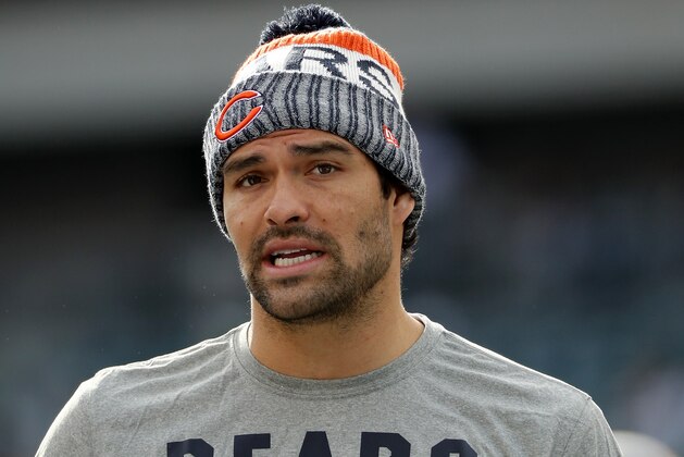 PHILADELPHIA, PA - NOVEMBER 26: Mark Sanchez of the Chicago Bears looks on during warm ups before the game against the Philadelphia Eagles on November 26, 2017 at Lincoln Financial Field in Philadelphia, Pennsylvania. (Photo by Elsa/Getty Images) PHILADELPHIA, PA - NOVEMBER 26: Mark Sanchez of the Chicago Bears looks on during warm ups before the game against the Philadelphia Eagles on November 26, 2017 at Lincoln Financial Field in Philadelphia, Pennsylvania. (Photo by Elsa/Getty Images)