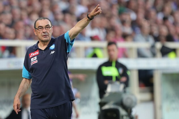 FLORENCE, ITALY - APRIL 29: Maurizio Sarri manager of SSC Napoli gestures during the serie A match between ACF Fiorentina and SSC Napoli at Stadio Artemio Franchi on April 29, 2018 in Florence, Italy.  (Photo by Gabriele Maltinti/Getty Images)