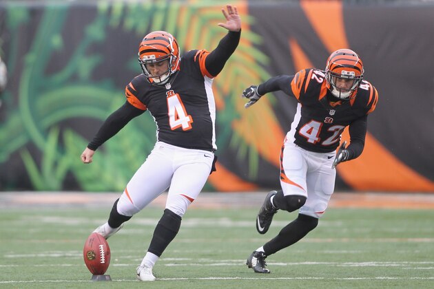 CINCINNATI, OH - DECEMBER 18:  Randy Bullock #4 of the Cincinnati Bengals connects with the kickoff during the game against the Pittsburgh Steelers at Paul Brown Stadium on December 18, 2016 in Cincinnati, Ohio. The Steelers defeated the Bengals 24-20.  (Photo by John Grieshop/Getty Images)