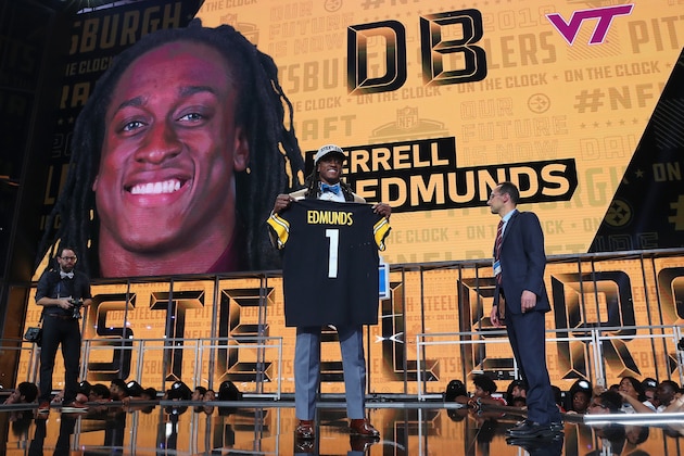ARLINGTON, TX - APRIL 26:  Terrell Edmunds of Virginia Tech poses after being picked #28 overall by the Pittsburgh Steelers during the first round of the 2018 NFL Draft at AT&T Stadium on April 26, 2018 in Arlington, Texas.  (Photo by Tom Pennington/Getty Images)