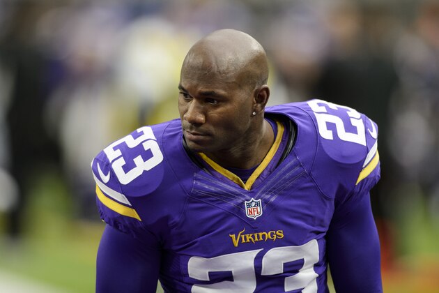 MINNEAPOLIS, MN - NOVEMBER 20: Terence Newman #23 of the Minnesota Vikings looks on before the game against the Arizona Cardinals on November 20, 2016 at US Bank Stadium in Minneapolis, Minnesota. (Photo by Hannah Foslien/Getty Images)