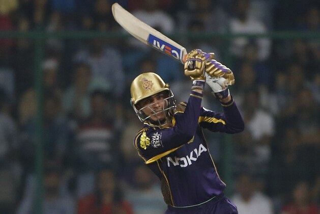Kolkata Night Riders' Shubman Gill plays a shot during VIVO IPL cricket T20 match against Delhi Daredevils in New Delhi, India, Friday, April 27, 2018. (AP Photo/Altaf Qadri)